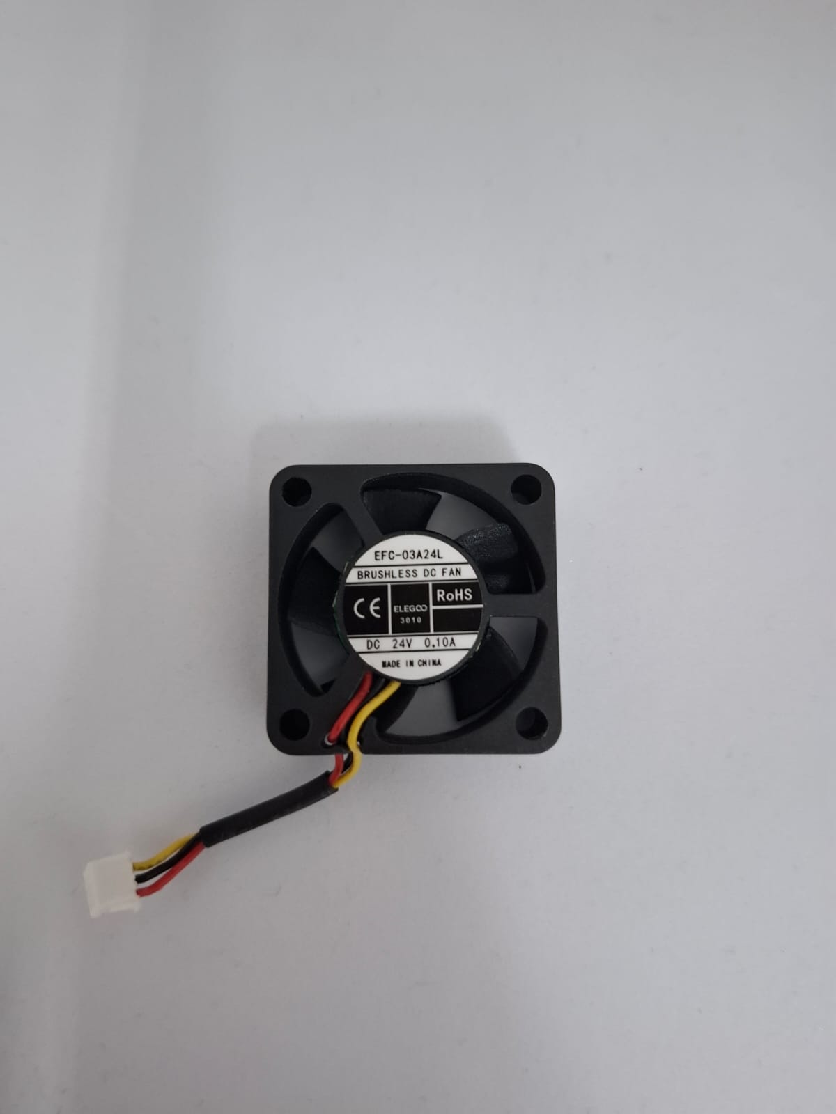 מאוורר ל CENTAURI CARBON